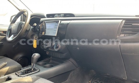 Buy Import Toyota Hilux White Car in Import - Dubai in Ashanti Buy Import Toyota Hilux White Car in Import - Dubai in Ashanti