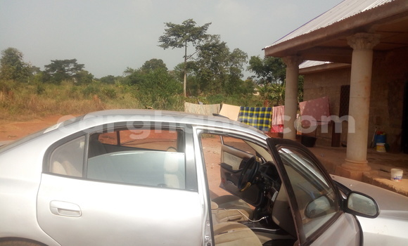 Buy Used Hyundai Elantra Silver Car in Sunyani in Brong-Ahafo Buy Used Hyundai Elantra Silver Car in Sunyani in Brong-Ahafo