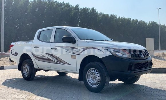 Buy Import Mitsubishi L200 White Car in Import - Dubai in Ashanti Buy Import Mitsubishi L200 White Car in Import - Dubai in Ashanti