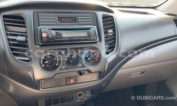 Buy Import Mitsubishi L200 White Car in Import - Dubai in Ashanti Buy Import Mitsubishi L200 White Car in Import - Dubai in Ashanti