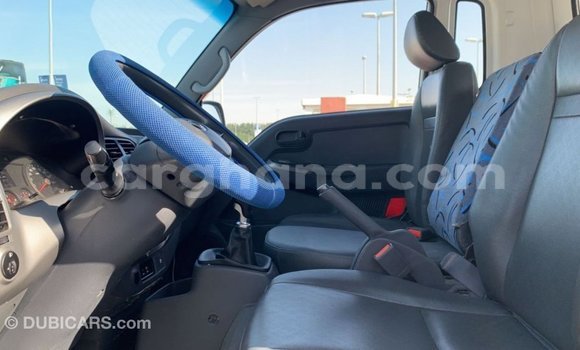 Ra Imported Kia Rio funfun Ọkọ̀ in Import - Dubai ni Ashanti Ra Imported Kia Rio funfun Ọkọ̀ in Import - Dubai ni Ashanti