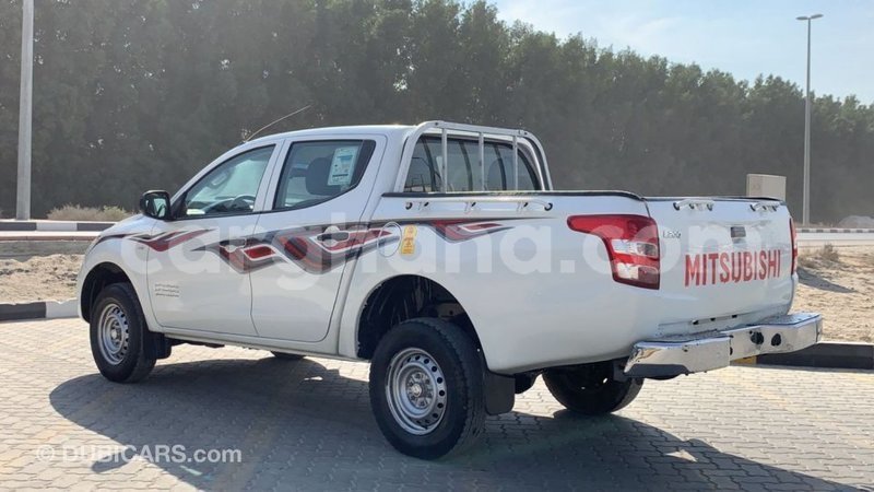 Big with watermark mitsubishi l200 ashanti import dubai 38701