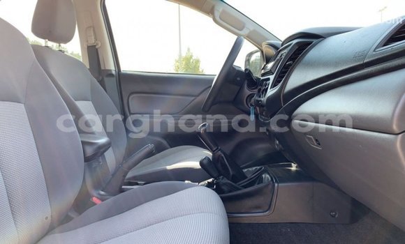 Ra Imported Mitsubishi L200 funfun Ọkọ̀ in Import - Dubai ni Ashanti Ra Imported Mitsubishi L200 funfun Ọkọ̀ in Import - Dubai ni Ashanti