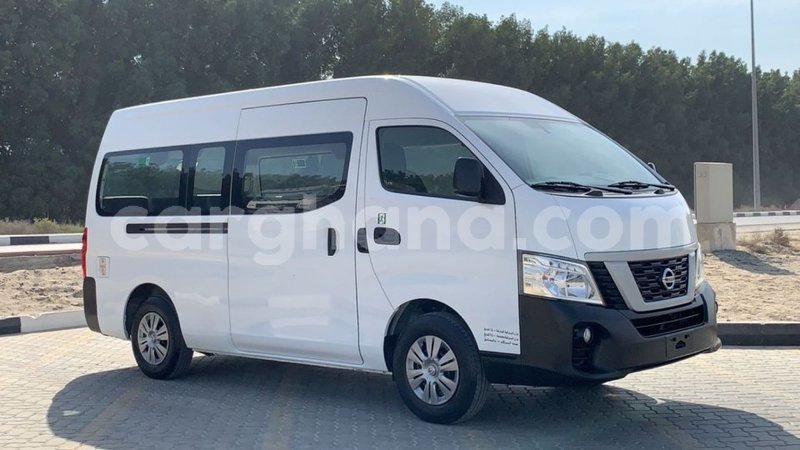 Big with watermark nissan urvan ashanti import dubai 38702