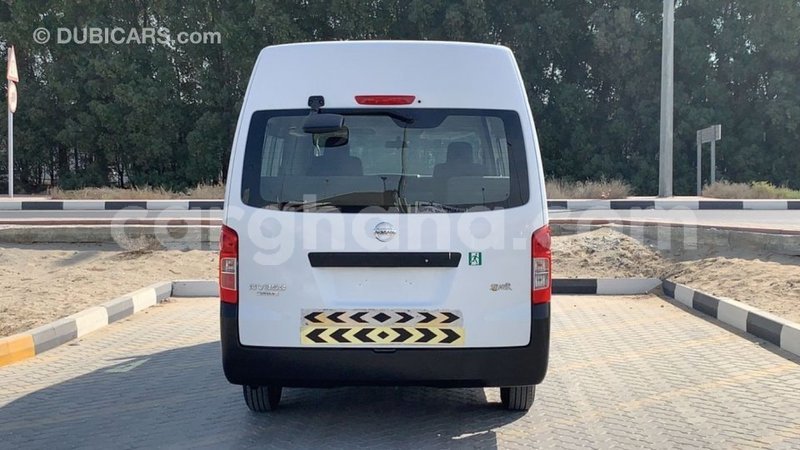 Big with watermark nissan urvan ashanti import dubai 38702