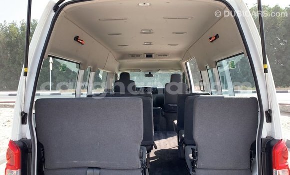 Buy Import Nissan Urvan White Car in Import - Dubai in Ashanti Buy Import Nissan Urvan White Car in Import - Dubai in Ashanti