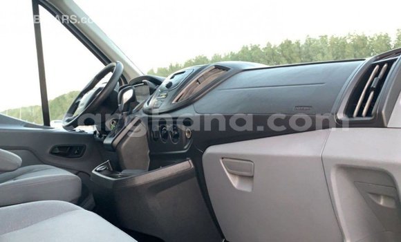 Ra Imported Ford Club Wagon funfun Ọkọ̀ in Import - Dubai ni Ashanti Ra Imported Ford Club Wagon funfun Ọkọ̀ in Import - Dubai ni Ashanti