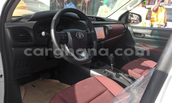 Buy Used Toyota Hilux White Car in Sekondi–Takoradi Metropolitan in Western Buy Used Toyota Hilux White Car in Sekondi–Takoradi Metropolitan in Western