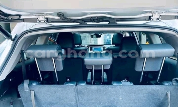 Ra Àlòkù Toyota Highlander Miiran Ọkọ̀ in Accra ni Greater Accra Ra Àlòkù Toyota Highlander Miiran Ọkọ̀ in Accra ni Greater Accra