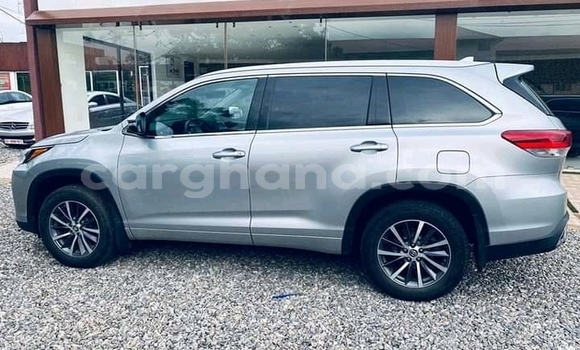 Ra Àlòkù Toyota Highlander Miiran Ọkọ̀ in Accra ni Greater Accra Ra Àlòkù Toyota Highlander Miiran Ọkọ̀ in Accra ni Greater Accra