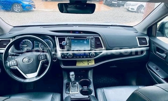 Ra Àlòkù Toyota Highlander Miiran Ọkọ̀ in Accra ni Greater Accra Ra Àlòkù Toyota Highlander Miiran Ọkọ̀ in Accra ni Greater Accra