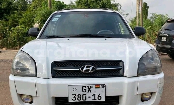 Sayi Na hannu Hyundai Tucson White Mota in Accra a Greater Accra