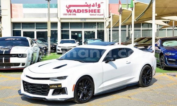Ra Imported Chevrolet Camaro funfun Ọkọ̀ in Import - Dubai ni Ashanti Ra Imported Chevrolet Camaro funfun Ọkọ̀ in Import - Dubai ni Ashanti
