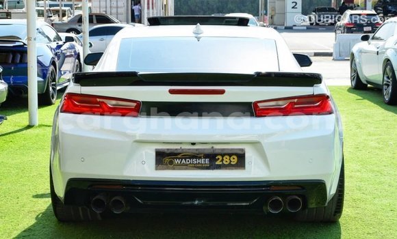 Ra Imported Chevrolet Camaro funfun Ọkọ̀ in Import - Dubai ni Ashanti Ra Imported Chevrolet Camaro funfun Ọkọ̀ in Import - Dubai ni Ashanti