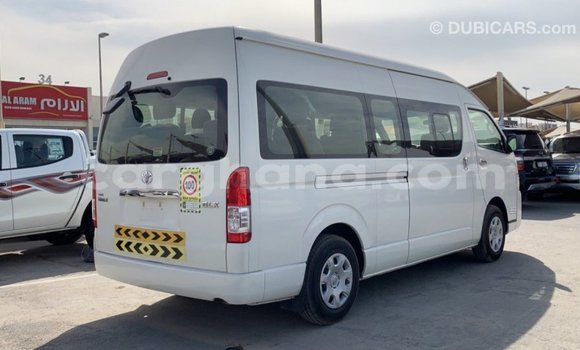 Ra Imported Toyota Hiace funfun Ọkọ̀ in Import - Dubai ni Ashanti Ra Imported Toyota Hiace funfun Ọkọ̀ in Import - Dubai ni Ashanti