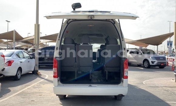 Ra Imported Toyota Hiace funfun Ọkọ̀ in Import - Dubai ni Ashanti Ra Imported Toyota Hiace funfun Ọkọ̀ in Import - Dubai ni Ashanti