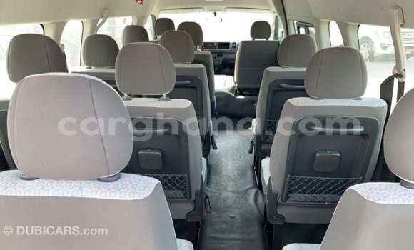 Ra Imported Toyota Hiace funfun Ọkọ̀ in Import - Dubai ni Ashanti Ra Imported Toyota Hiace funfun Ọkọ̀ in Import - Dubai ni Ashanti