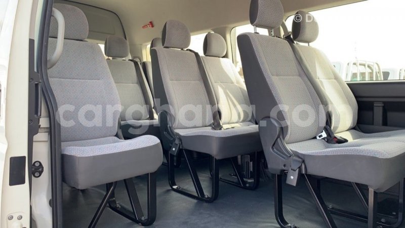 Big with watermark toyota hiace ashanti import dubai 38746