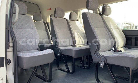 Ra Imported Toyota Hiace funfun Ọkọ̀ in Import - Dubai ni Ashanti Ra Imported Toyota Hiace funfun Ọkọ̀ in Import - Dubai ni Ashanti