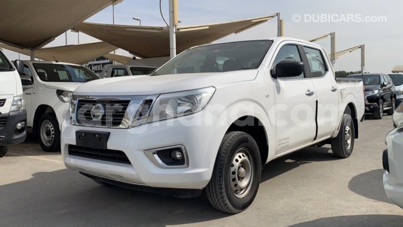 Big with watermark nissan navara ashanti import dubai 38747