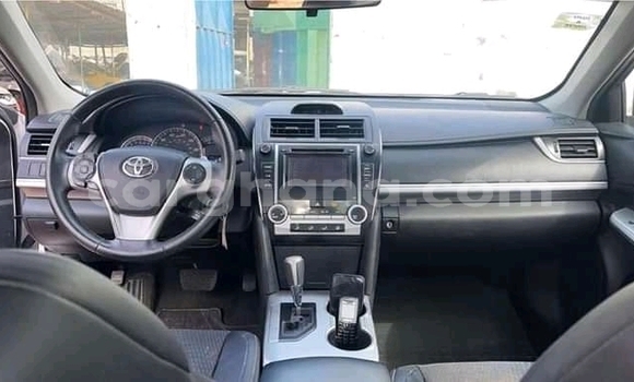 Buy Used Toyota Camry White Car in Accra in Greater Accra Buy Used Toyota Camry White Car in Accra in Greater Accra