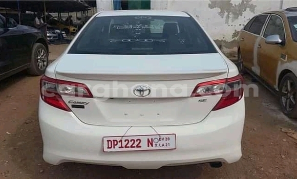 Buy Used Toyota Camry White Car in Accra in Greater Accra Buy Used Toyota Camry White Car in Accra in Greater Accra