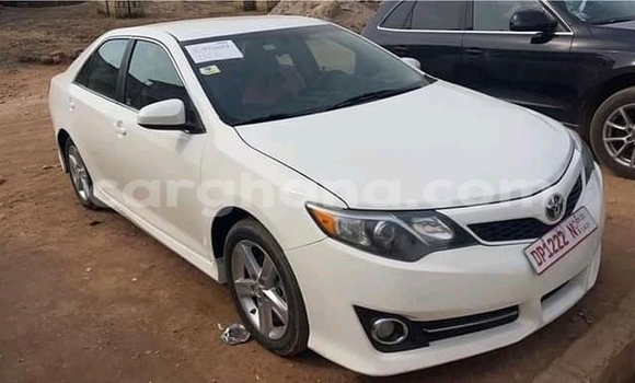Buy Used Toyota Camry White Car in Accra in Greater Accra Buy Used Toyota Camry White Car in Accra in Greater Accra