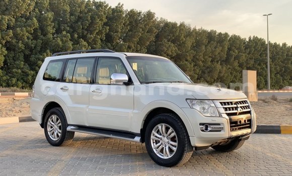 Ra Imported Mitsubishi Pajero funfun Ọkọ̀ in Import - Dubai ni Ashanti Ra Imported Mitsubishi Pajero funfun Ọkọ̀ in Import - Dubai ni Ashanti