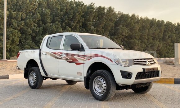 Ra Imported Mitsubishi L200 funfun Ọkọ̀ in Import - Dubai ni Ashanti Ra Imported Mitsubishi L200 funfun Ọkọ̀ in Import - Dubai ni Ashanti