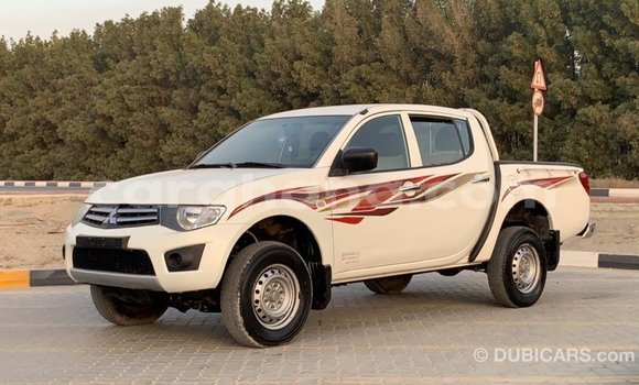 Ra Imported Mitsubishi L200 funfun Ọkọ̀ in Import - Dubai ni Ashanti Ra Imported Mitsubishi L200 funfun Ọkọ̀ in Import - Dubai ni Ashanti
