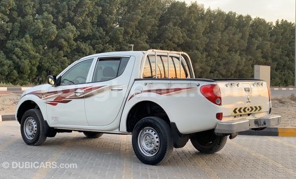 Ra Imported Mitsubishi L200 funfun Ọkọ̀ in Import - Dubai ni Ashanti Ra Imported Mitsubishi L200 funfun Ọkọ̀ in Import - Dubai ni Ashanti