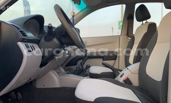 Ra Imported Mitsubishi L200 funfun Ọkọ̀ in Import - Dubai ni Ashanti Ra Imported Mitsubishi L200 funfun Ọkọ̀ in Import - Dubai ni Ashanti