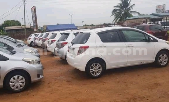 Ra Àlòkù Toyota Vitz Miiran Ọkọ̀ in Accra ni Greater Accra Ra Àlòkù Toyota Vitz Miiran Ọkọ̀ in Accra ni Greater Accra