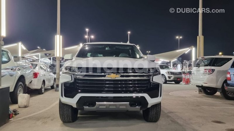 Big with watermark chevrolet suburban ashanti import dubai 38797