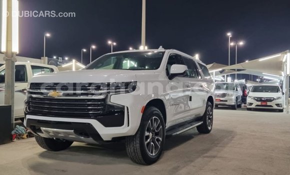 Ra Imported Chevrolet Suburban funfun Ọkọ̀ in Import - Dubai ni Ashanti Ra Imported Chevrolet Suburban funfun Ọkọ̀ in Import - Dubai ni Ashanti