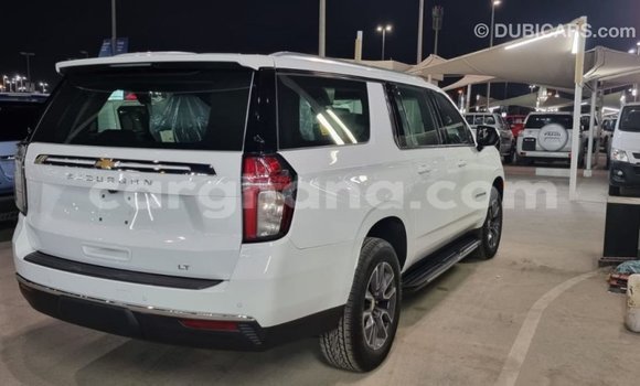 Ra Imported Chevrolet Suburban funfun Ọkọ̀ in Import - Dubai ni Ashanti Ra Imported Chevrolet Suburban funfun Ọkọ̀ in Import - Dubai ni Ashanti