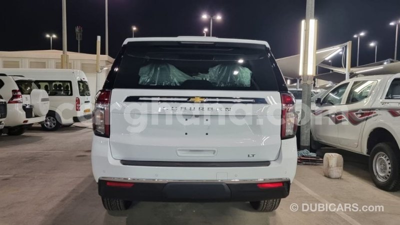 Big with watermark chevrolet suburban ashanti import dubai 38797