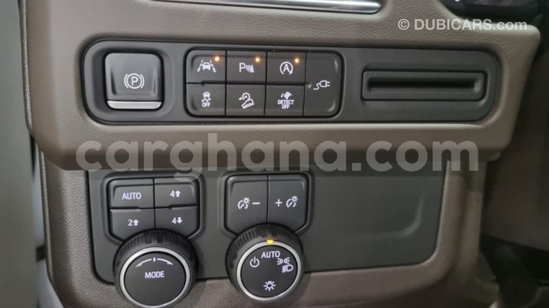 Big with watermark chevrolet suburban ashanti import dubai 38797