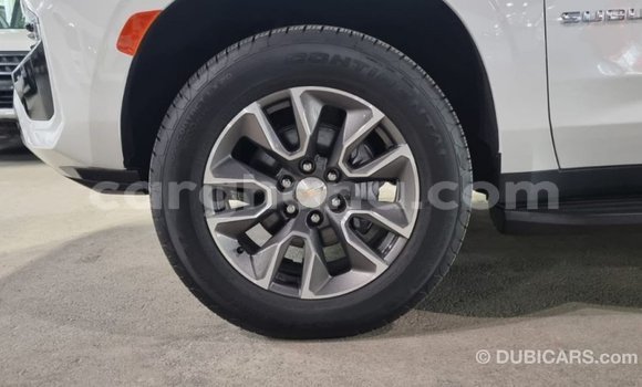 Ra Imported Chevrolet Suburban funfun Ọkọ̀ in Import - Dubai ni Ashanti Ra Imported Chevrolet Suburban funfun Ọkọ̀ in Import - Dubai ni Ashanti