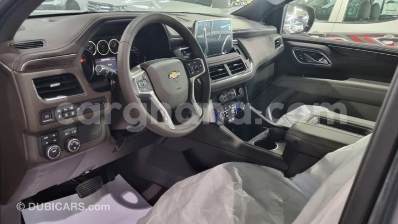 Big with watermark chevrolet suburban ashanti import dubai 38798