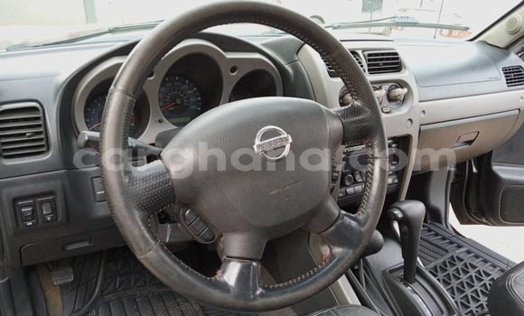 Sayi Na hannu Nissan Frontier Black Mota in Sekondi–Takoradi Metropolitan a Yamma Sayi Na hannu Nissan Frontier Black Mota in Sekondi–Takoradi Metropolitan a Yamma