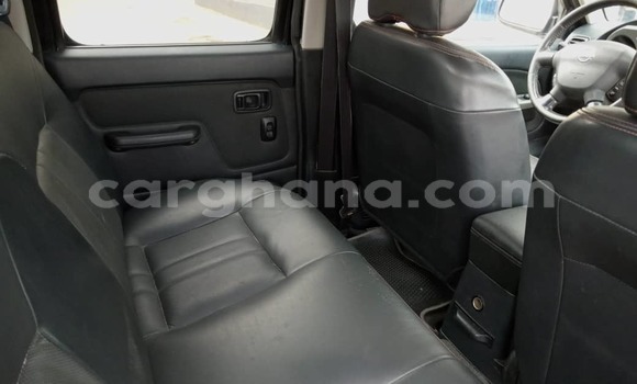 Sayi Na hannu Nissan Frontier Black Mota in Sekondi–Takoradi Metropolitan a Yamma Sayi Na hannu Nissan Frontier Black Mota in Sekondi–Takoradi Metropolitan a Yamma