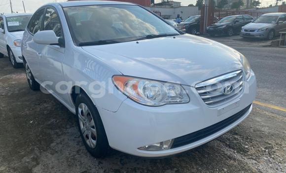 Buy Used Hyundai Elantra White Car in Sekondi–Takoradi Metropolitan in Western Buy Used Hyundai Elantra White Car in Sekondi–Takoradi Metropolitan in Western