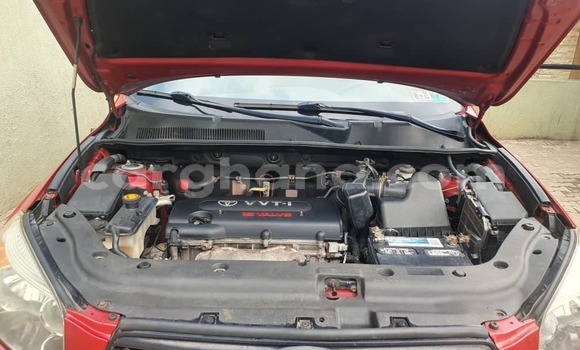 Ra Àlòkù Toyota RAV4 Red Ọkọ̀ in Sekondi–Takoradi Metropolitan ni Oorun Ra Àlòkù Toyota RAV4 Red Ọkọ̀ in Sekondi–Takoradi Metropolitan ni Oorun