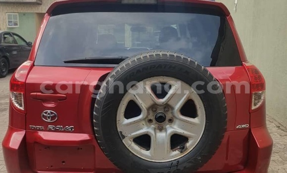 Ra Àlòkù Toyota RAV4 Red Ọkọ̀ in Sekondi–Takoradi Metropolitan ni Oorun Ra Àlòkù Toyota RAV4 Red Ọkọ̀ in Sekondi–Takoradi Metropolitan ni Oorun