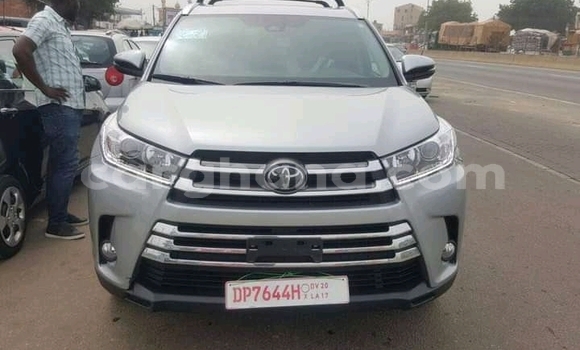 Ra Àlòkù Toyota Highlander Miiran Ọkọ̀ in Accra ni Greater Accra