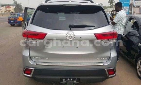 Buy Used Toyota Highlander Other Car in Accra in Greater Accra Buy Used Toyota Highlander Other Car in Accra in Greater Accra