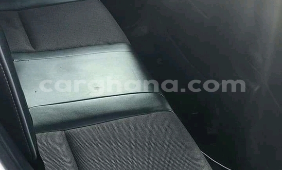 Ra Àlòkù Toyota Corolla funfun Ọkọ̀ in Accra ni Greater Accra Ra Àlòkù Toyota Corolla funfun Ọkọ̀ in Accra ni Greater Accra