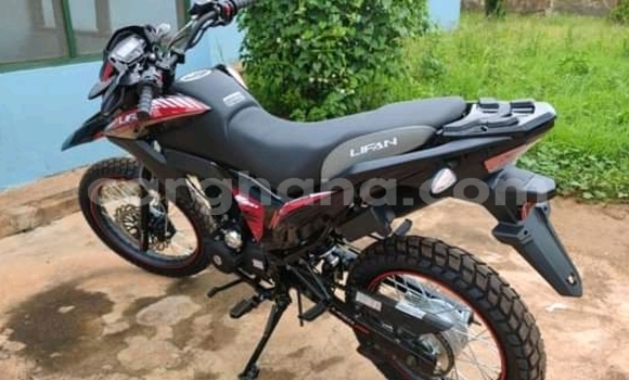 Ra Àlòkù Lifan X70 Red Ọkọ̀ in Ejura ni Ashanti Ra Àlòkù Lifan X70 Red Ọkọ̀ in Ejura ni Ashanti