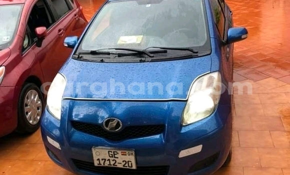 Ra Àlòkù Toyota Vitz Red Ọkọ̀ in Accra ni Greater Accra